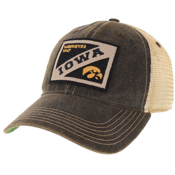 IOWA TRUCKER W HAWKEYES 1847