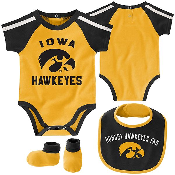 Iowa Hawkeyes Infant Tackle Creeper/Bib/Bootie Set