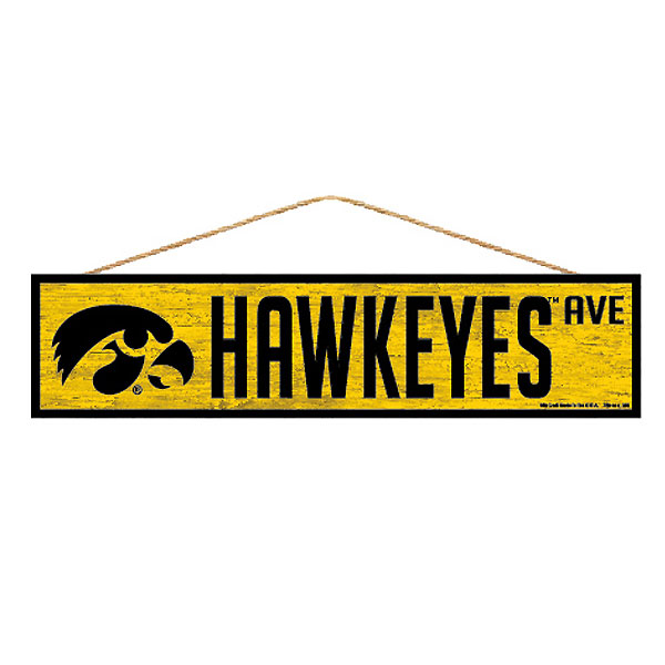 Iowa Hawkeyes Avenue Sign